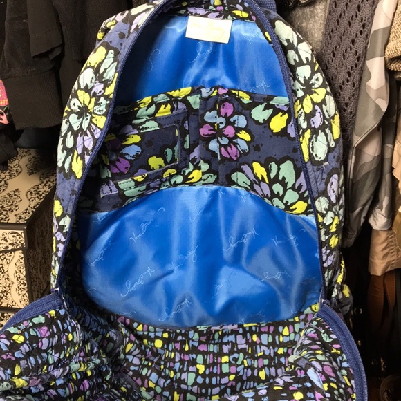 2 Piece VERA BRADLEY Set - Picture 3 of 7